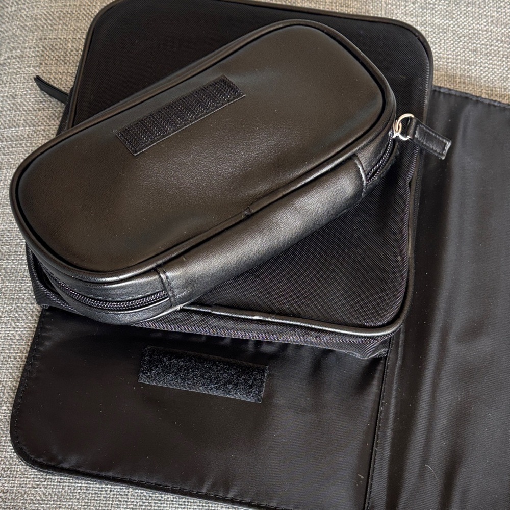 Dior Beauty makeup toiletry Black faux leather Bag - Picture 5 of 14